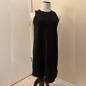 Old Navy Black Sleeveless Dress
